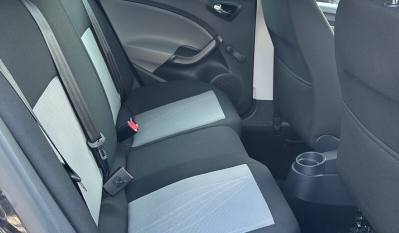 
								Seat Ibiza pełny									