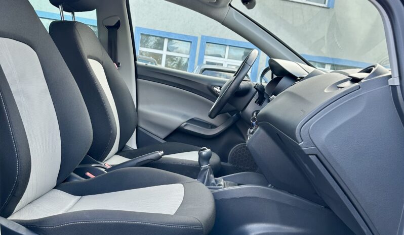 
								Seat Ibiza pełny									