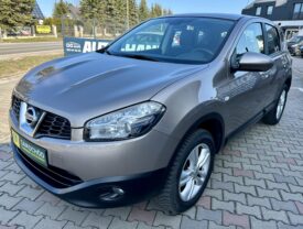 Nissan Qashqai 2,0 Benz. Automat