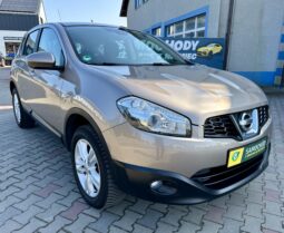 Nissan Qashqai 2,0 Benz. Automat