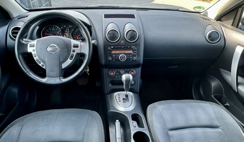 
								Nissan Qashqai 2,0 Benz. Automat pełny									