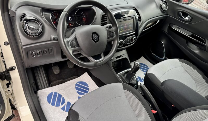 
								Renault Captur pełny									
