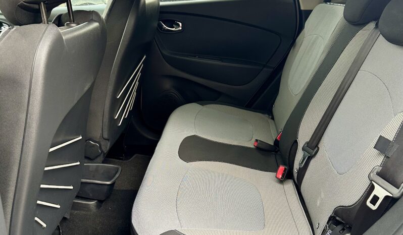 
								Renault Captur pełny									