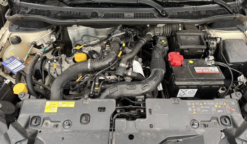 
								Renault Captur pełny									