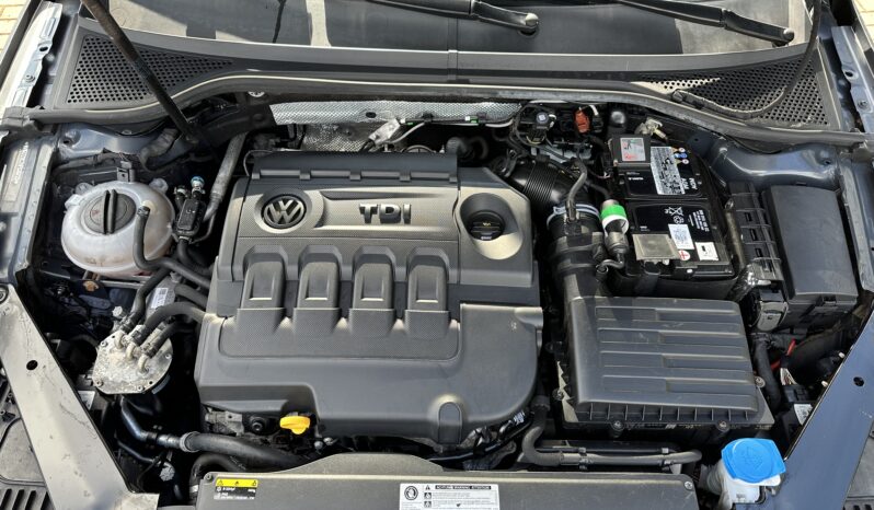 
								Volkswagen Passat B8 2,0 TDi. Automat. pełny									