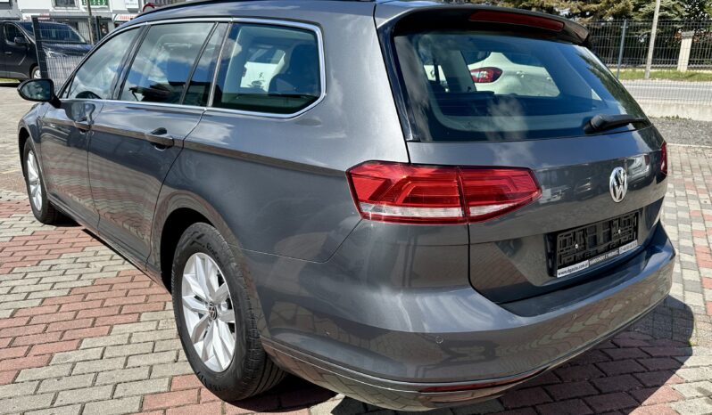 
								Volkswagen Passat B8 2,0 TDi. Automat. pełny									