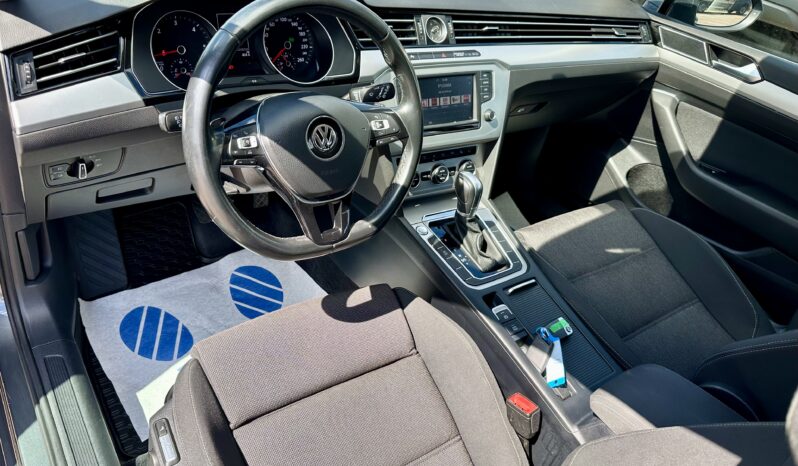 
								Volkswagen Passat B8 2,0 TDi. Automat. pełny									